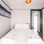 Cozy Bright Wparking 2bd1bath Home!#338 이스탄불