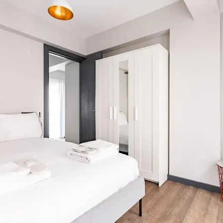Cozy Bright Wparking 2bd1bath Home!#338 公寓