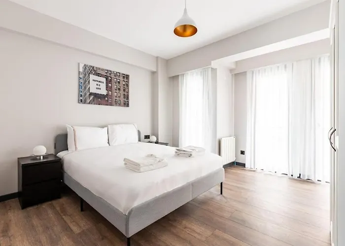 Cozy Bright Wparking 2bd1bath Home!#338 * اسطنبول