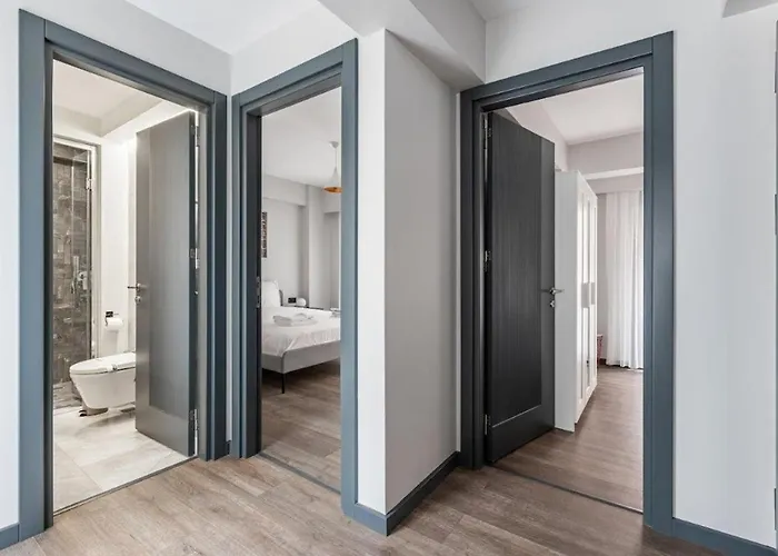 شقة Cozy Bright Wparking 2bd1bath Home!#338